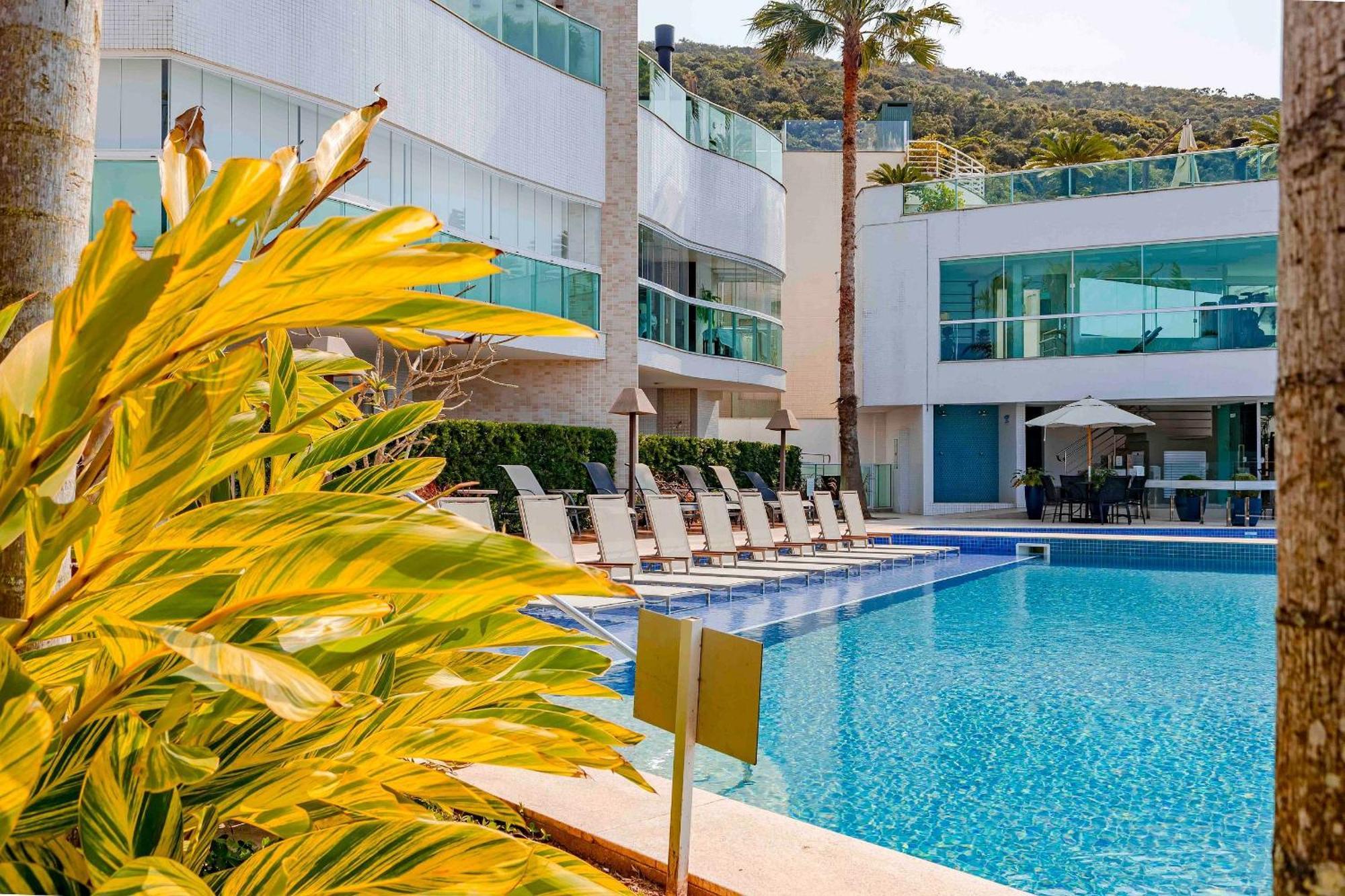 Varandas Do Atlantico - Fabuloso Apartamento Com Vista Mar บอมบินญัส ภายนอก รูปภาพ